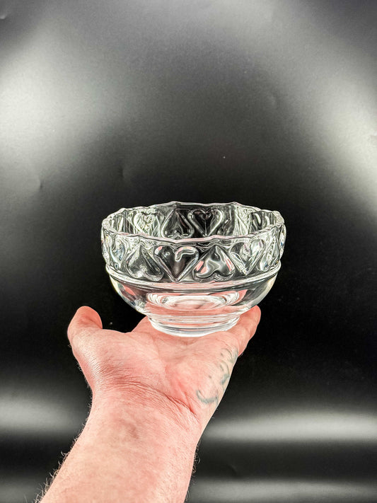 Tiffany & Co. Fine Crystal Hearts Art Glass Bowl