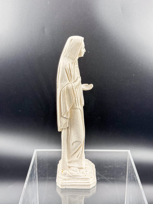 Vintage Our Lady of Medjugorje Ivory Resin Statue, Virgin Mary Figurine