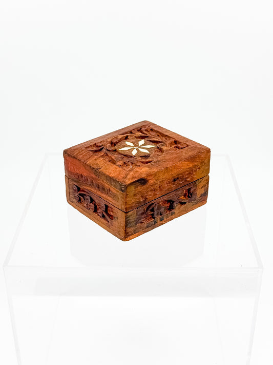 Vintage Carved Wood Trinket Box — Floral Relief & Inlay Lid, Blue Velvet Interior