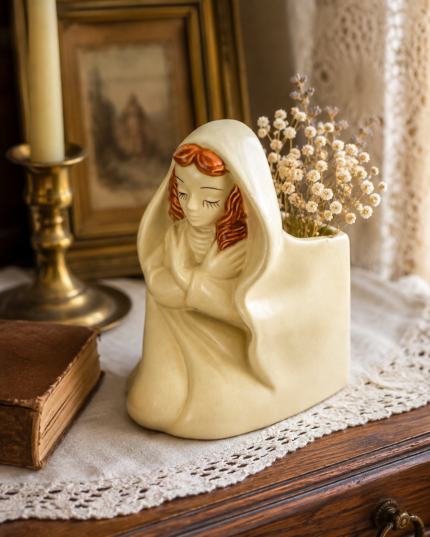 Vintage Hull USA #25 Madonna Virgin Mary Ceramic Planter in Ivory Matte Glaze, 1940s–50s