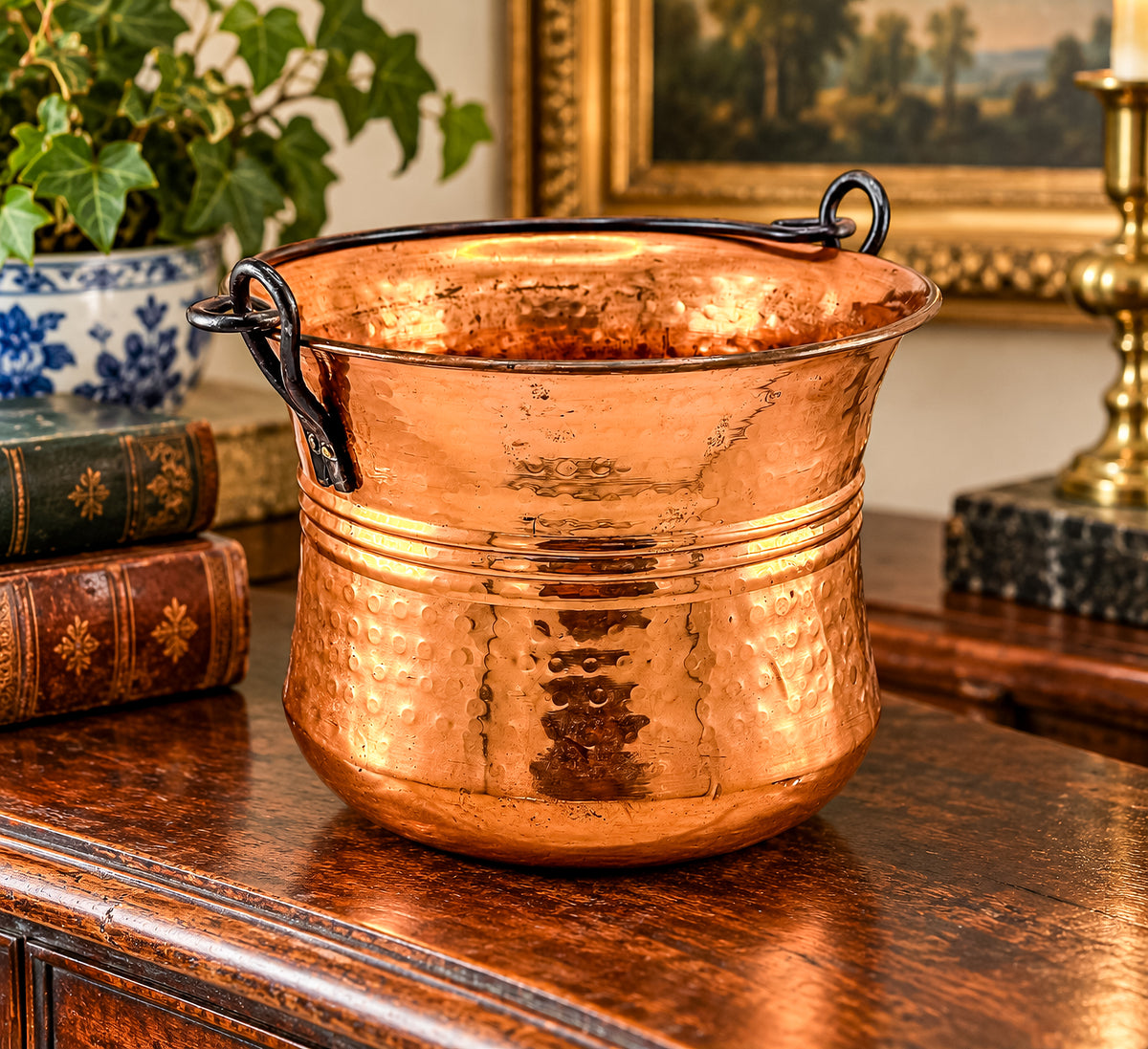 Vintage Hammered Copper Cauldron Pot with Metal Bail Handle