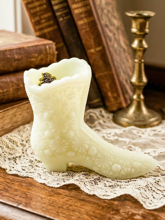 Vintage Fenton Uranium Glass Boot – Daisy & Button Pattern