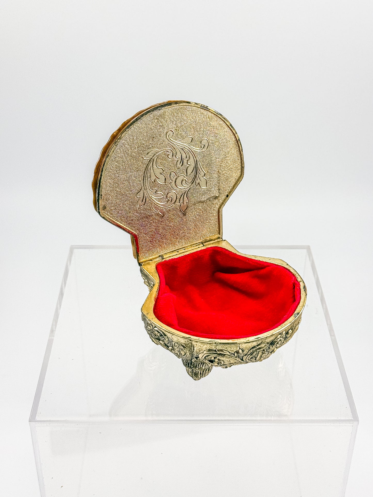 Vintage Brass Metal Base Ceramic Shell Trinket Box | Hinged Lid with Crab | Coastal Jewelry Box