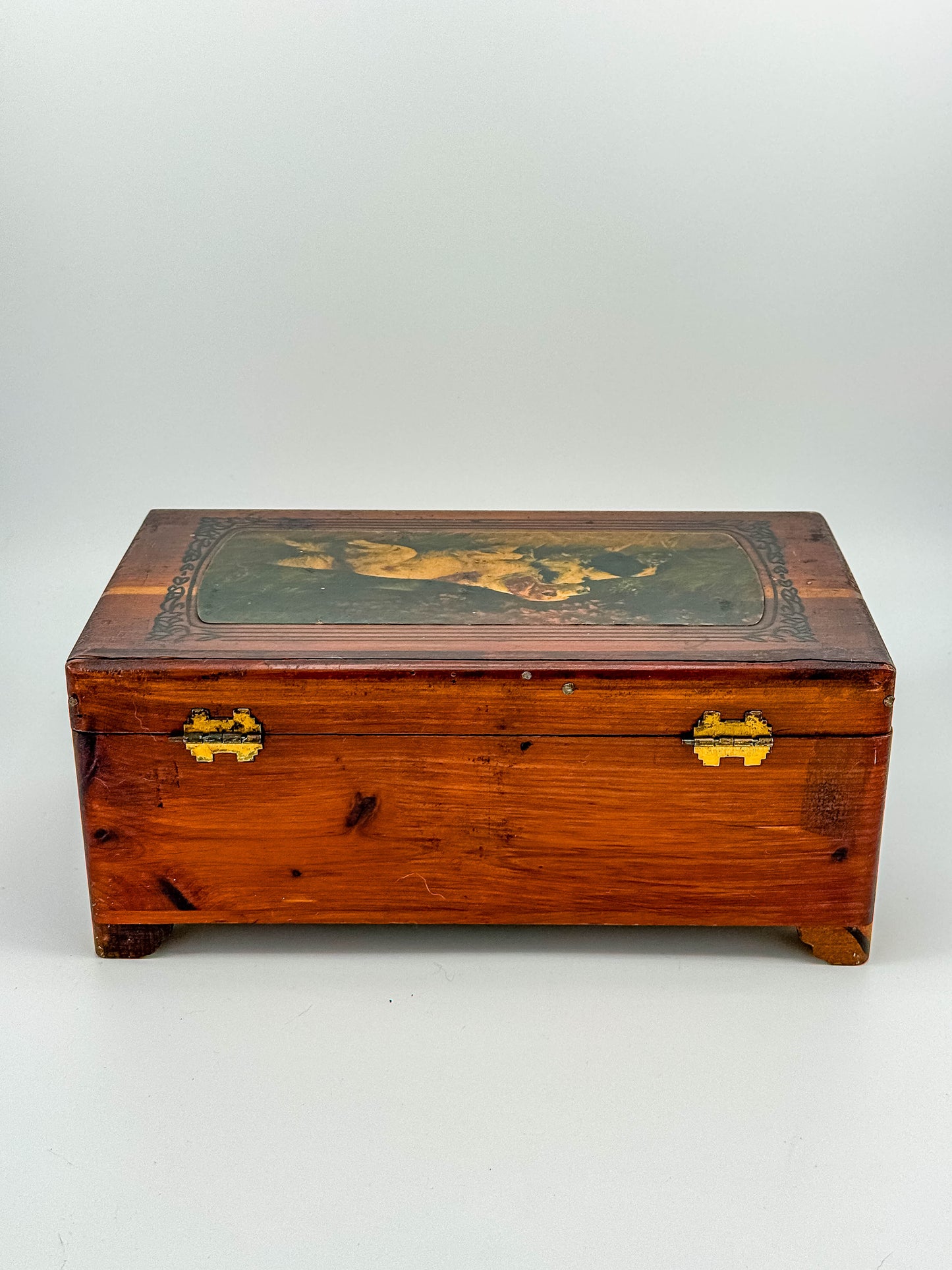 Antique Victorian Wooden Keepsake Box – Spaniel Dog Decoupage Lid