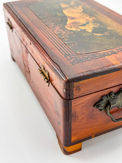 Antique Victorian Wooden Keepsake Box – Spaniel Dog Decoupage Lid
