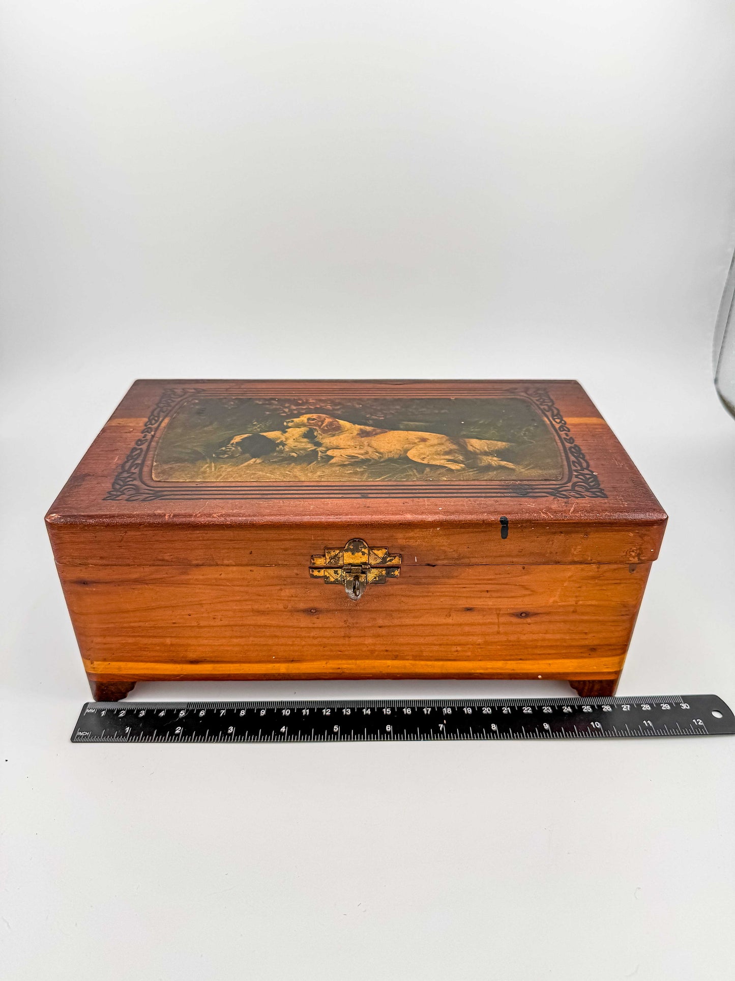 Antique Victorian Wooden Keepsake Box – Spaniel Dog Decoupage Lid