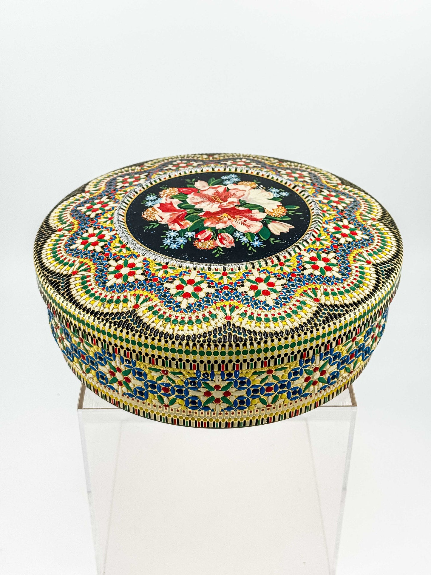 Vintage Dutch Round Tin Box – Floral Faux Bead Mosaic Lid