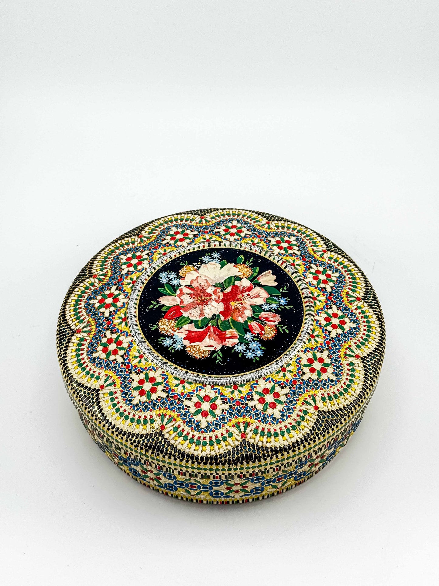 Vintage Dutch Round Tin Box – Floral Faux Bead Mosaic Lid
