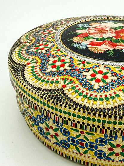 Vintage Dutch Round Tin Box – Floral Faux Bead Mosaic Lid
