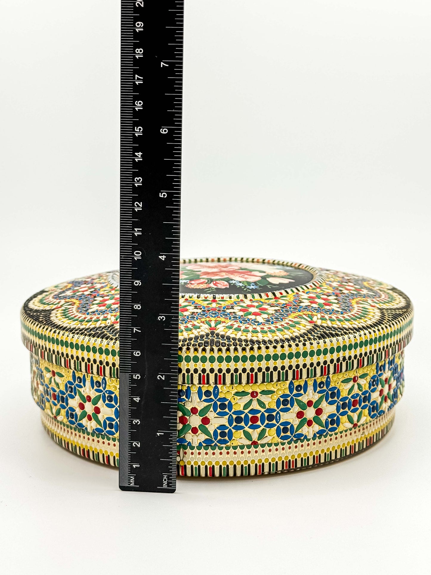 Vintage Dutch Round Tin Box – Floral Faux Bead Mosaic Lid