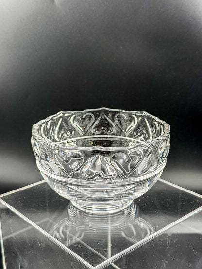 Tiffany & Co. Fine Crystal Hearts Art Glass Bowl