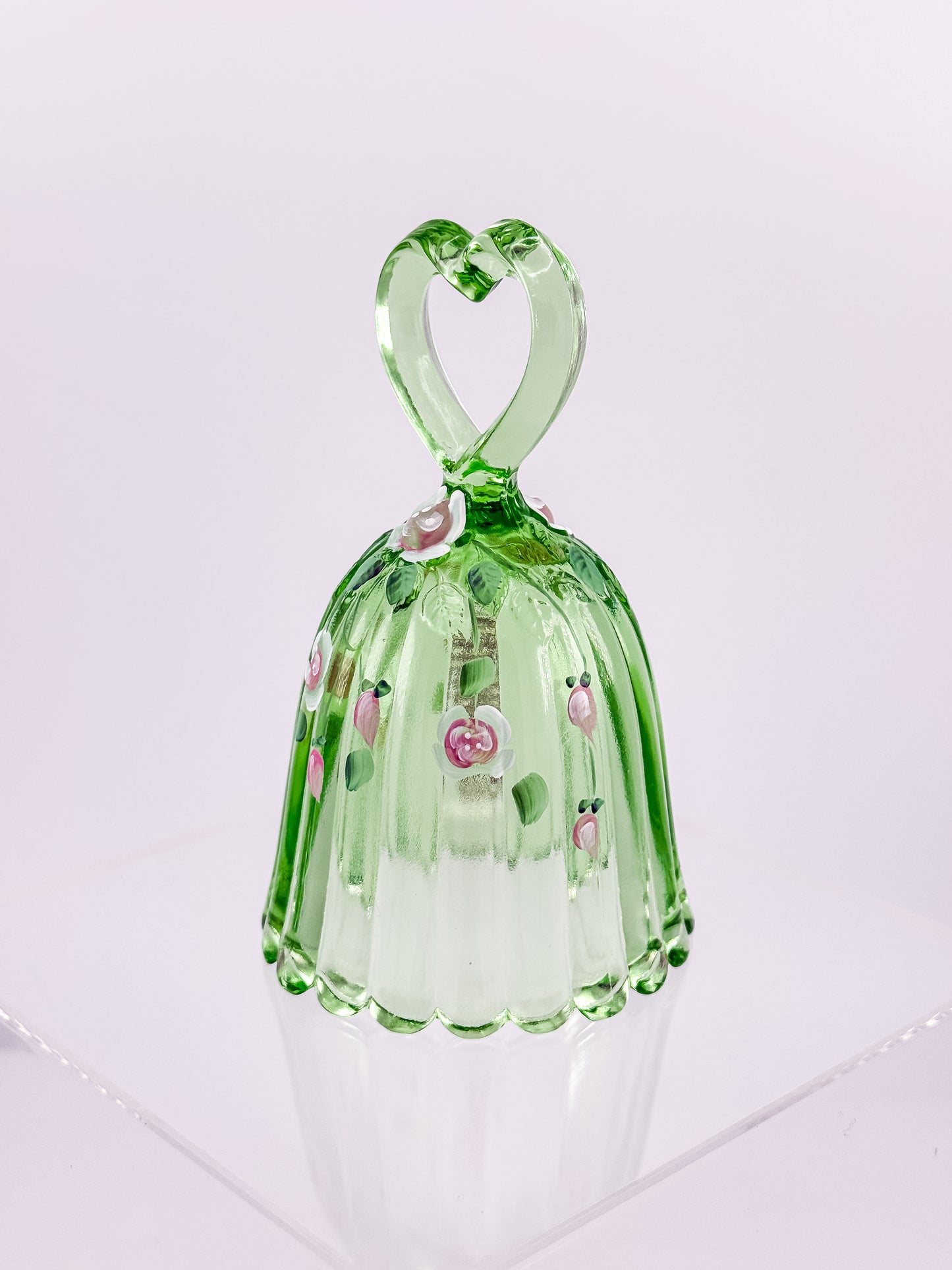 Fenton Art Glass Bell – Spring Green Heart Handle Hand-Painted Pink Rosebuds