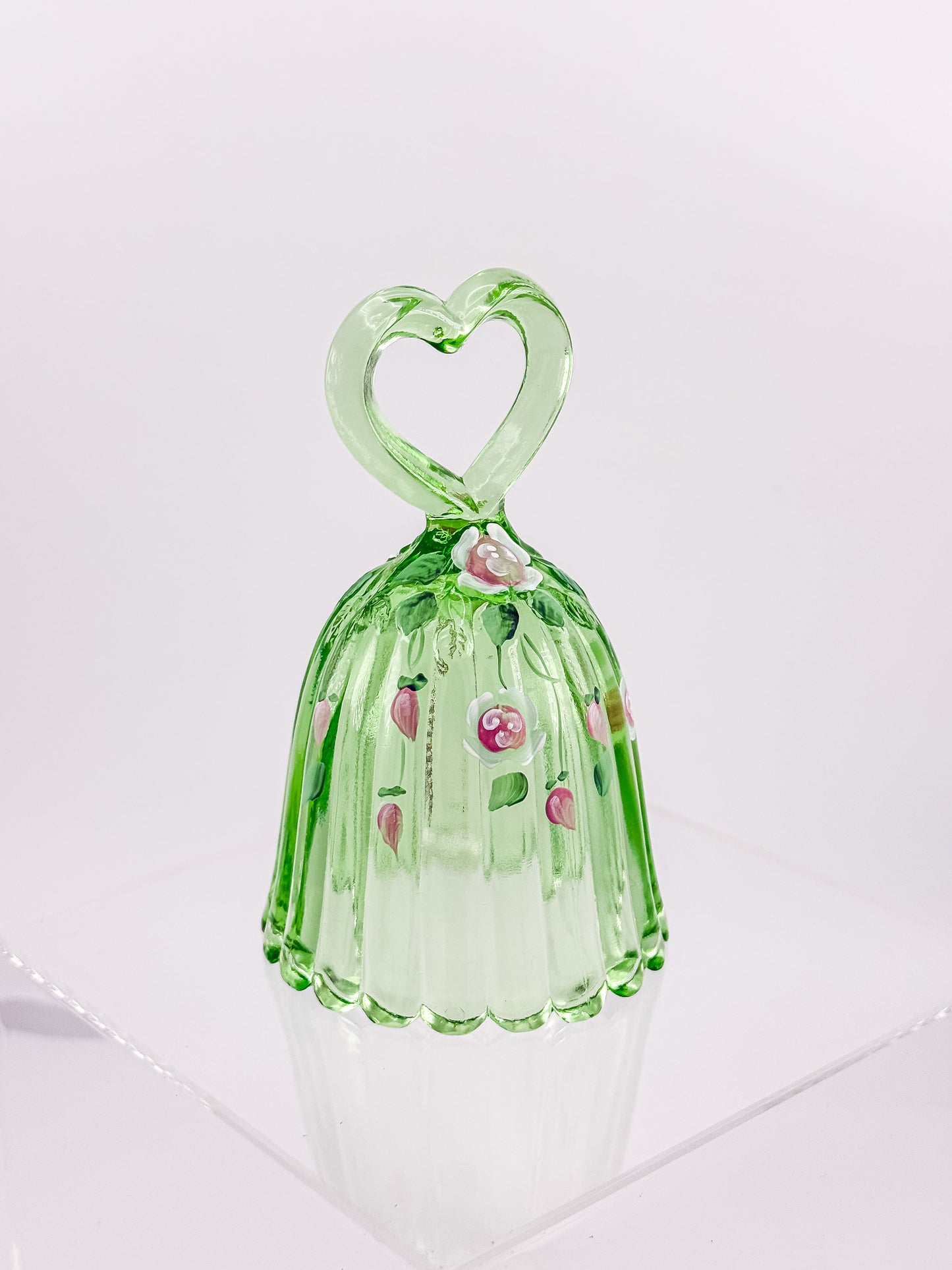 Fenton Art Glass Bell – Spring Green Heart Handle Hand-Painted Pink Rosebuds