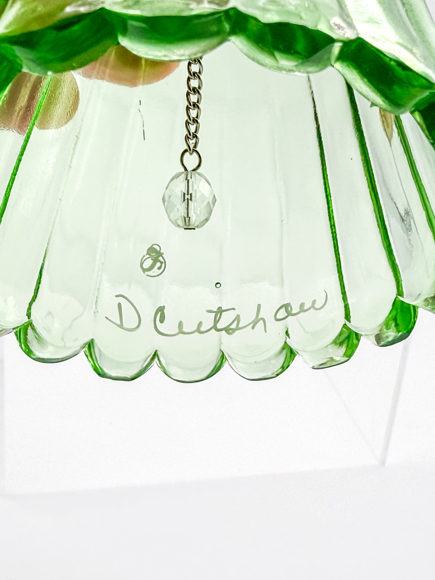 Fenton Art Glass Bell – Spring Green Heart Handle Hand-Painted Pink Rosebuds