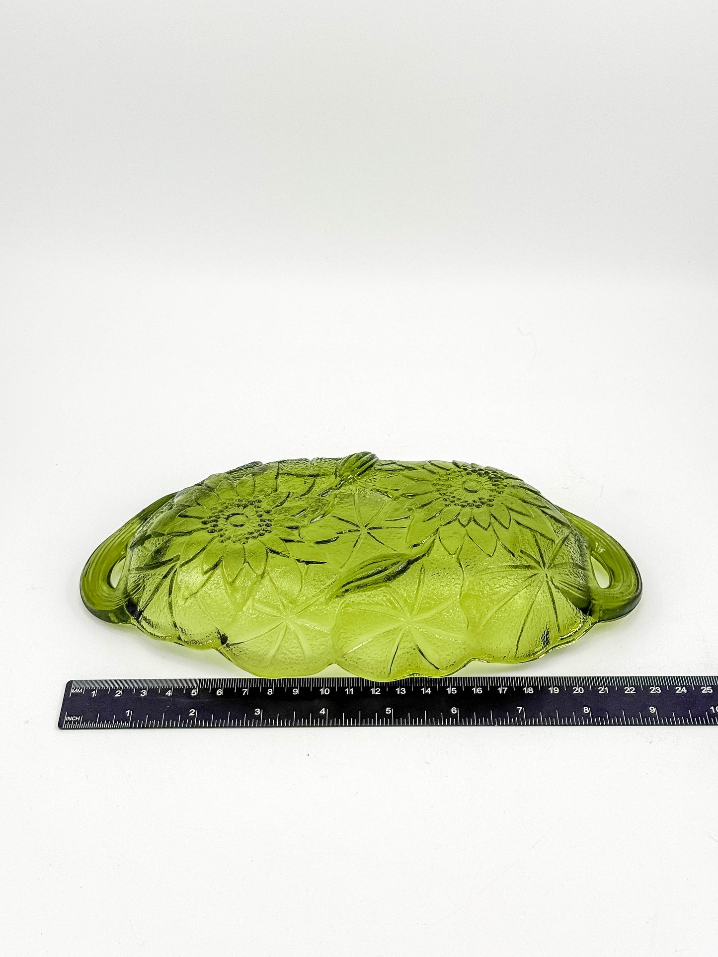 Vintage Indiana Glass Avocado Green Oval Relish Dish — Lily Pons Water Lily Pattern