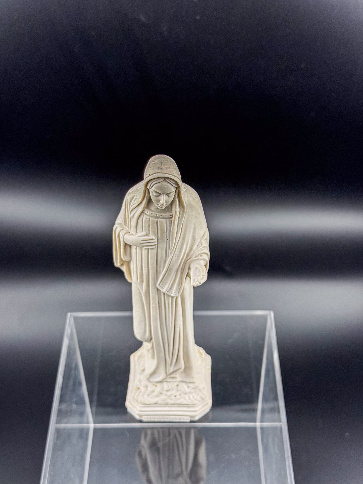 Vintage Our Lady of Medjugorje Ivory Resin Statue, Virgin Mary Figurine