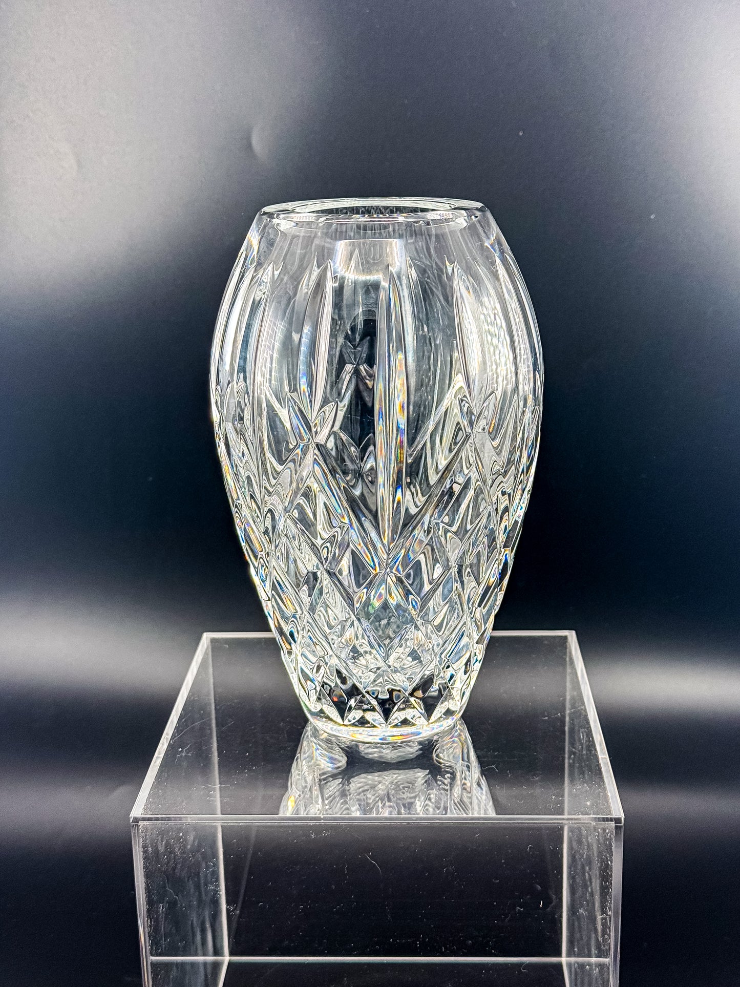 Waterford Crystal Araglin 7" Vase, Irish Cut Crystal Flower Vase with Diamond and Wedge Cut Pattern