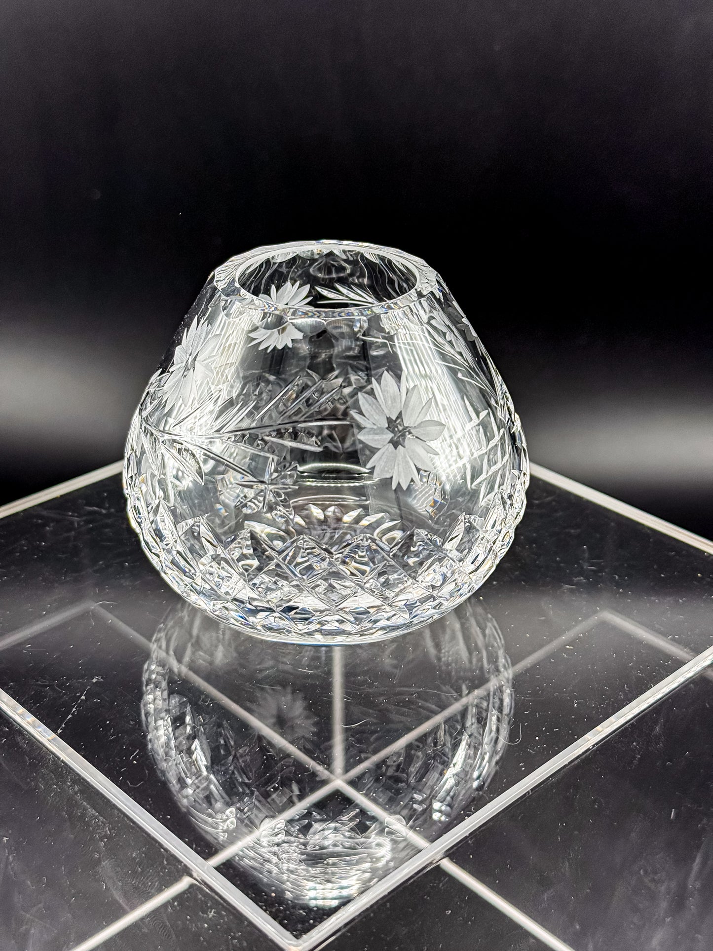 Vintage Edinburgh Crystal Rose Bowl with Daisy Engraving and Diamond Cut Pattern