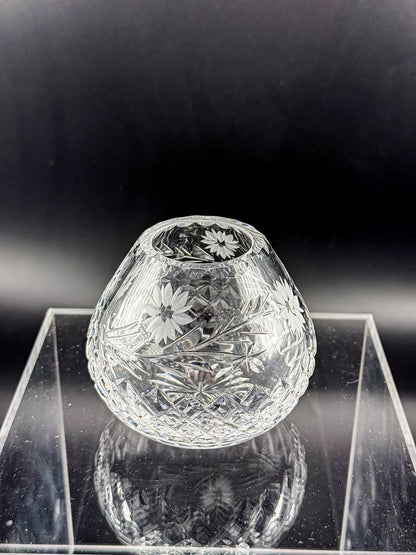 Vintage Edinburgh Crystal Rose Bowl with Daisy Engraving and Diamond Cut Pattern