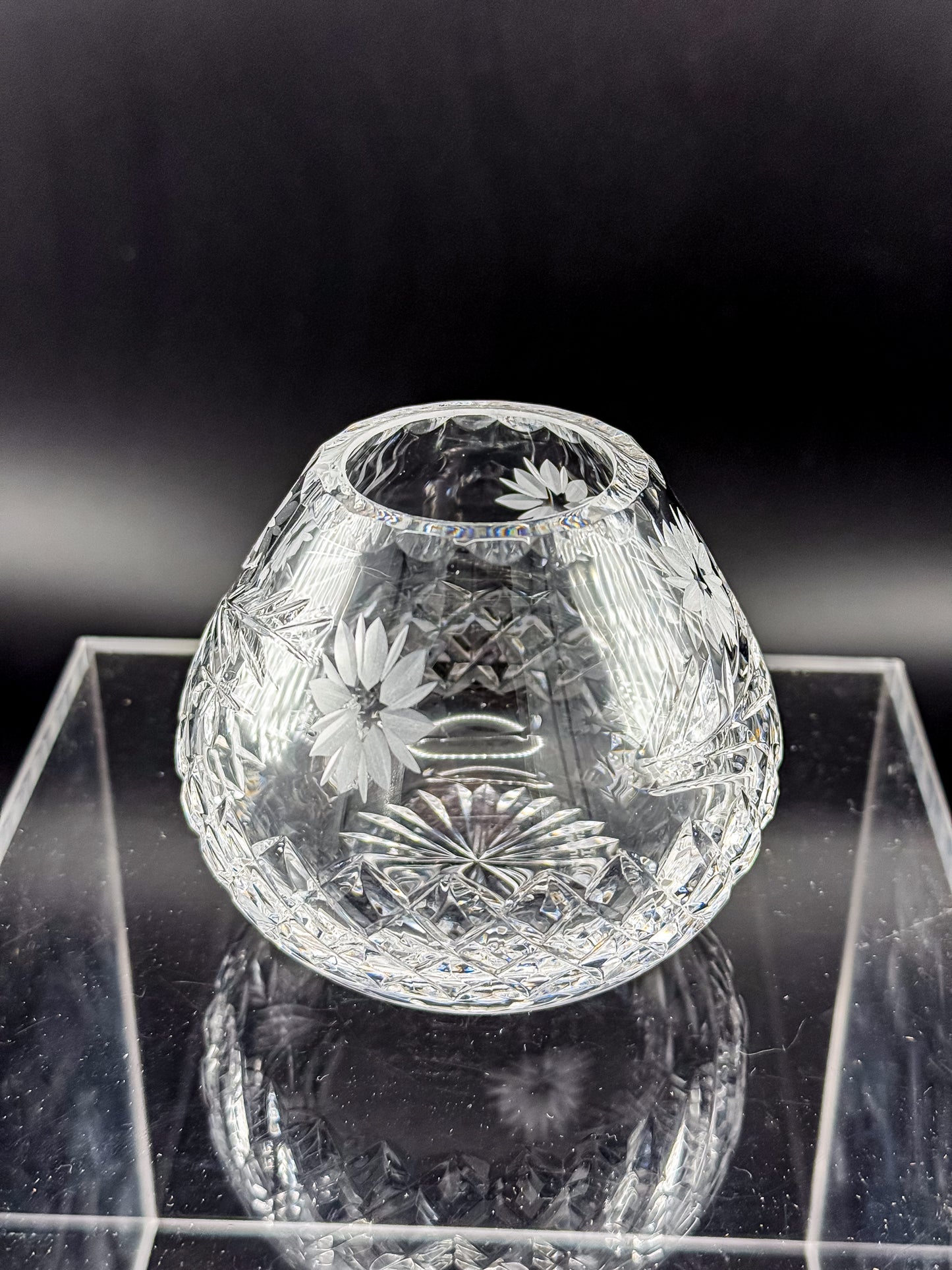 Vintage Edinburgh Crystal Rose Bowl with Daisy Engraving and Diamond Cut Pattern