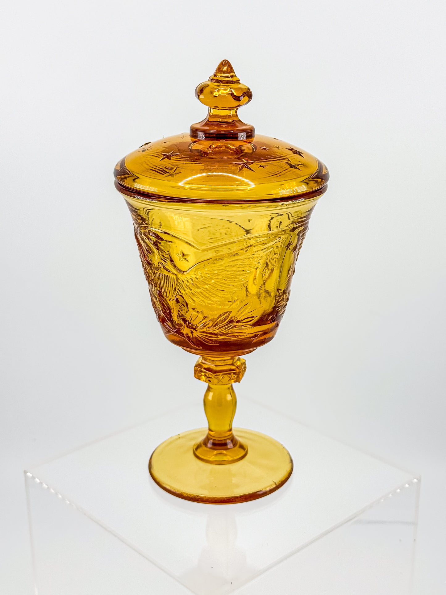 L.E. Smith Amber Glass Eagle and Stars Lidded Candy Dish on Pedestal, Vintage Patriotic Pressed Glass
