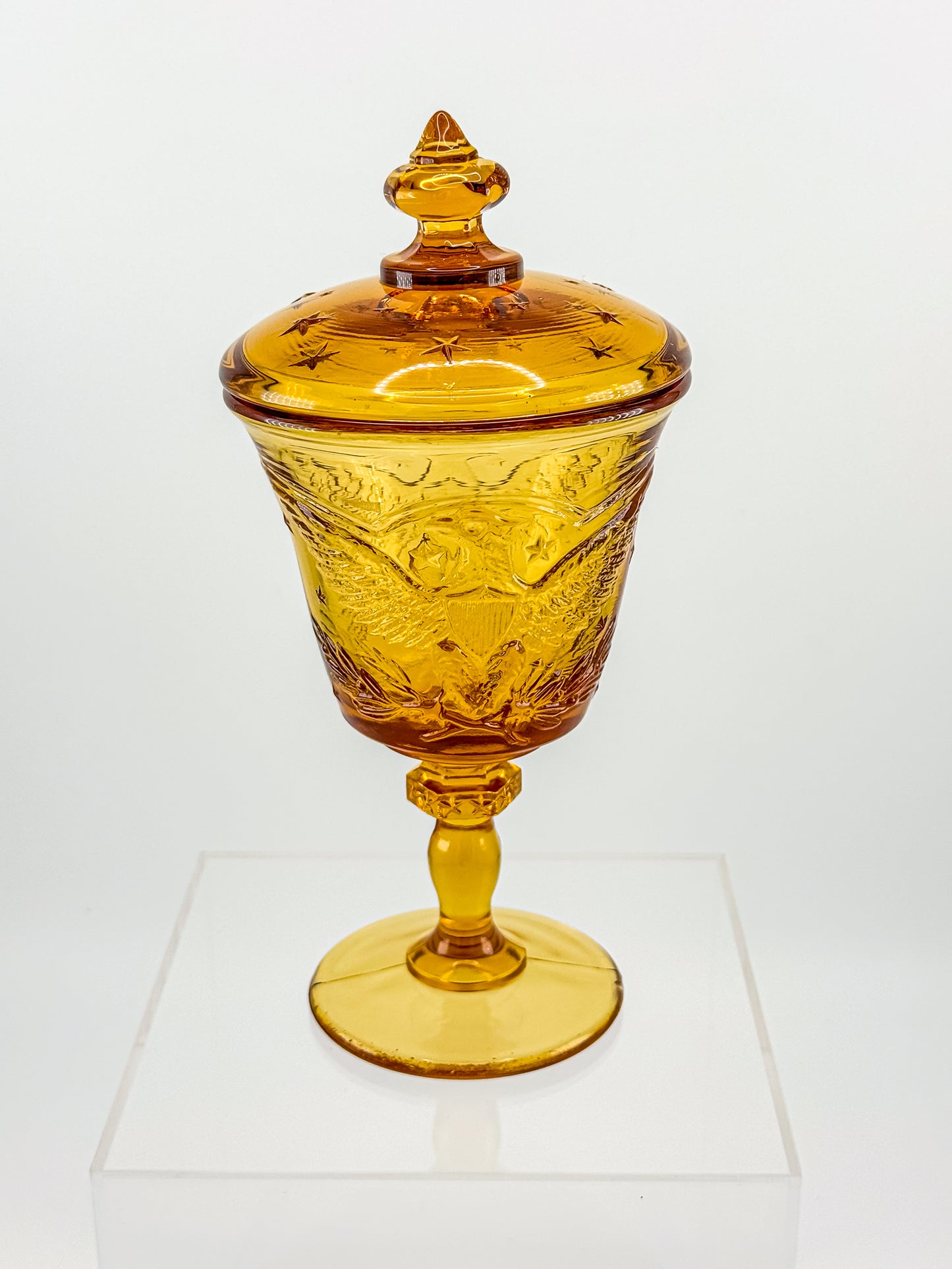 L.E. Smith Amber Glass Eagle and Stars Lidded Candy Dish on Pedestal, Vintage Patriotic Pressed Glass