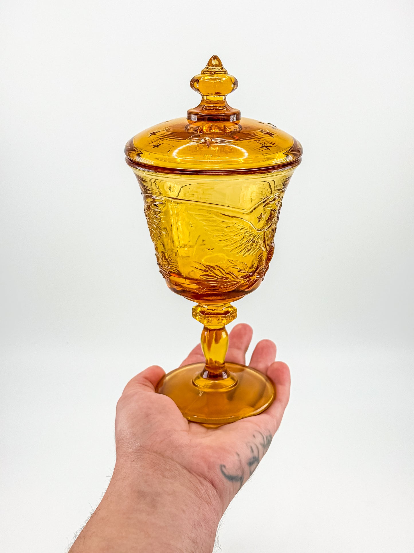 L.E. Smith Amber Glass Eagle and Stars Lidded Candy Dish on Pedestal, Vintage Patriotic Pressed Glass