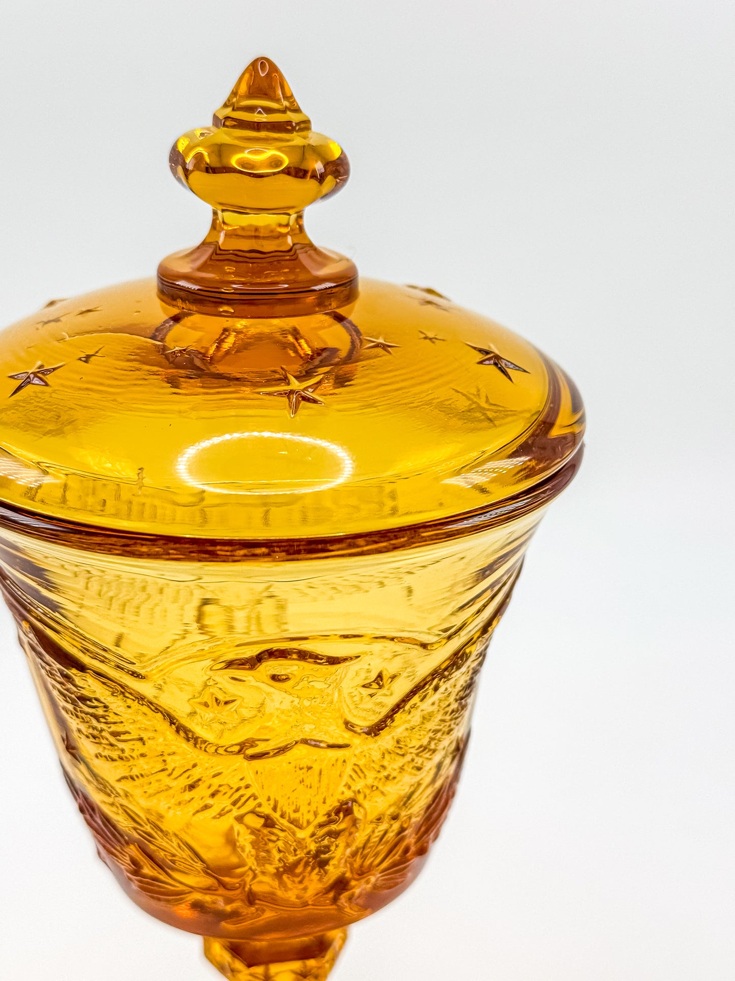 L.E. Smith Amber Glass Eagle and Stars Lidded Candy Dish on Pedestal, Vintage Patriotic Pressed Glass