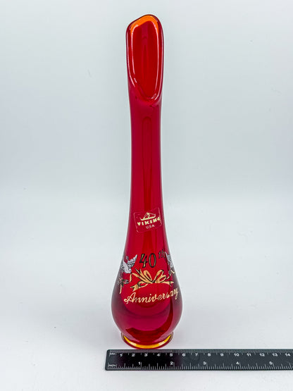 Viking Glass Amberina Swung Bud Vase with 40th Anniversary Doves Decoration, Made in USA