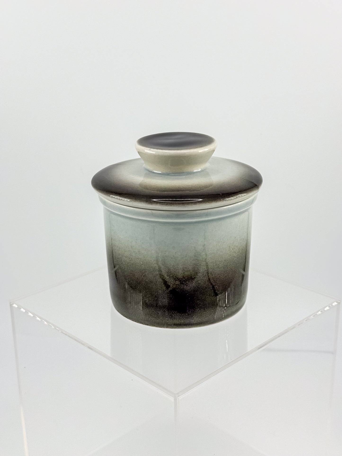 Smoky Charcoal Glazed Ceramic Butter Bell Crock with Lid, French Butter Keeper for Countertop