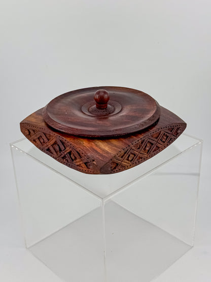 Vintage Hand-Carved Sheesham Wood Lidded Box with Geometric Diamond Border