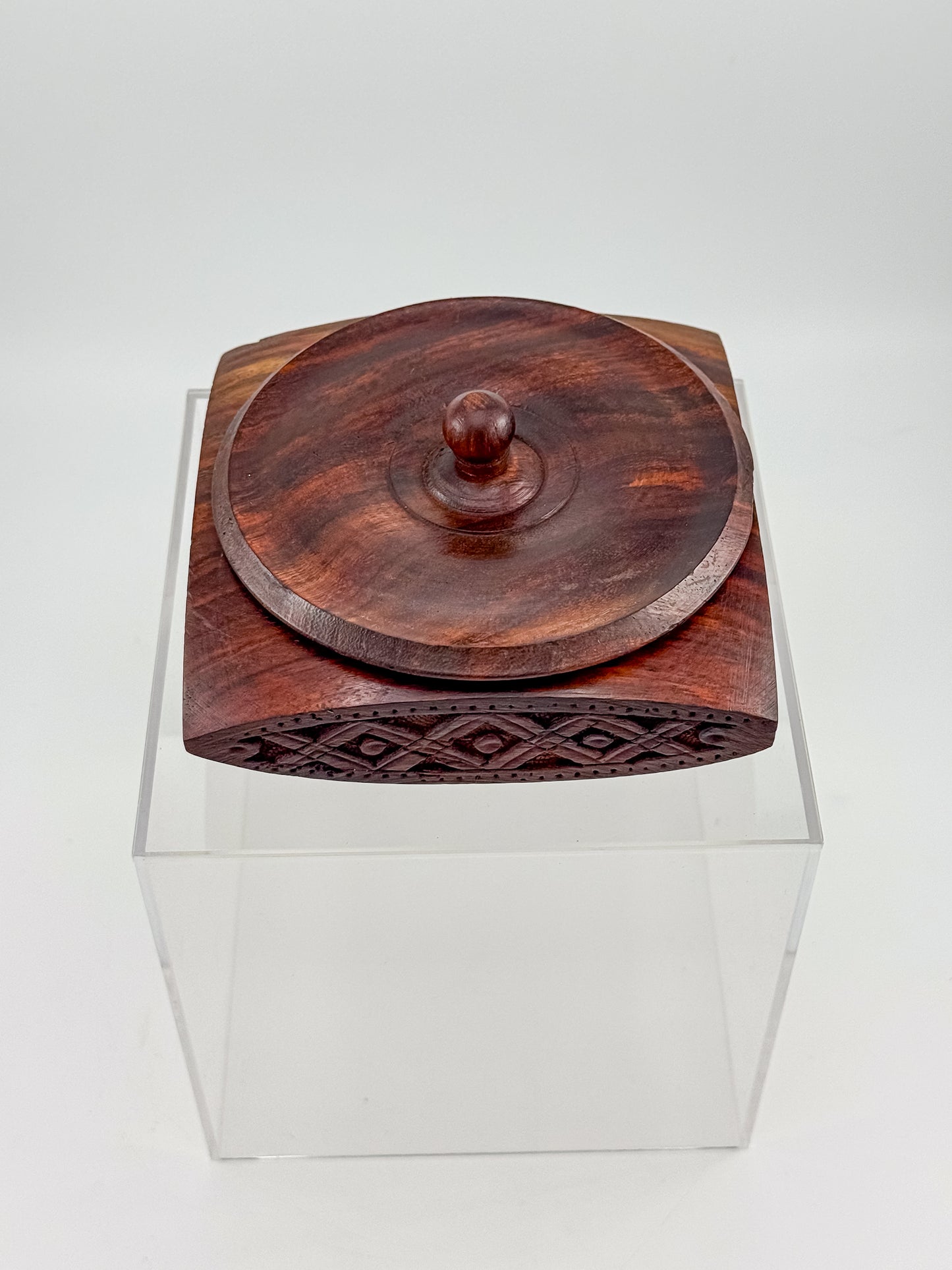Vintage Hand-Carved Sheesham Wood Lidded Box with Geometric Diamond Border