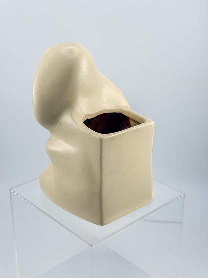 Vintage Hull USA #25 Madonna Virgin Mary Ceramic Planter in Ivory Matte Glaze, 1940s–50s