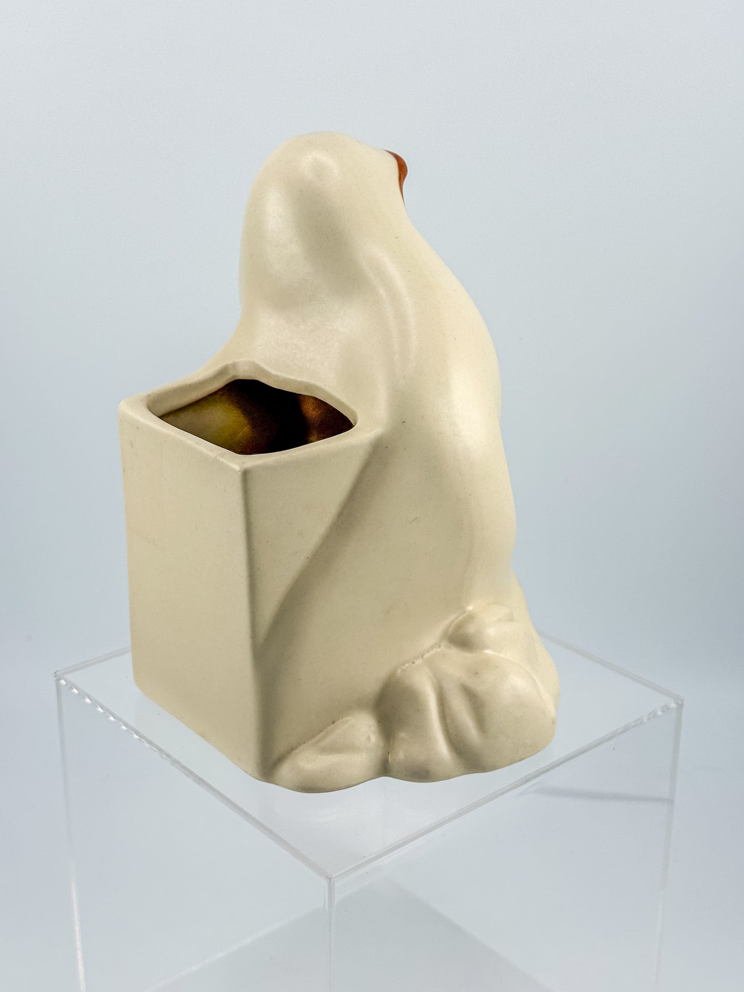 Vintage Hull USA #25 Madonna Virgin Mary Ceramic Planter in Ivory Matte Glaze, 1940s–50s