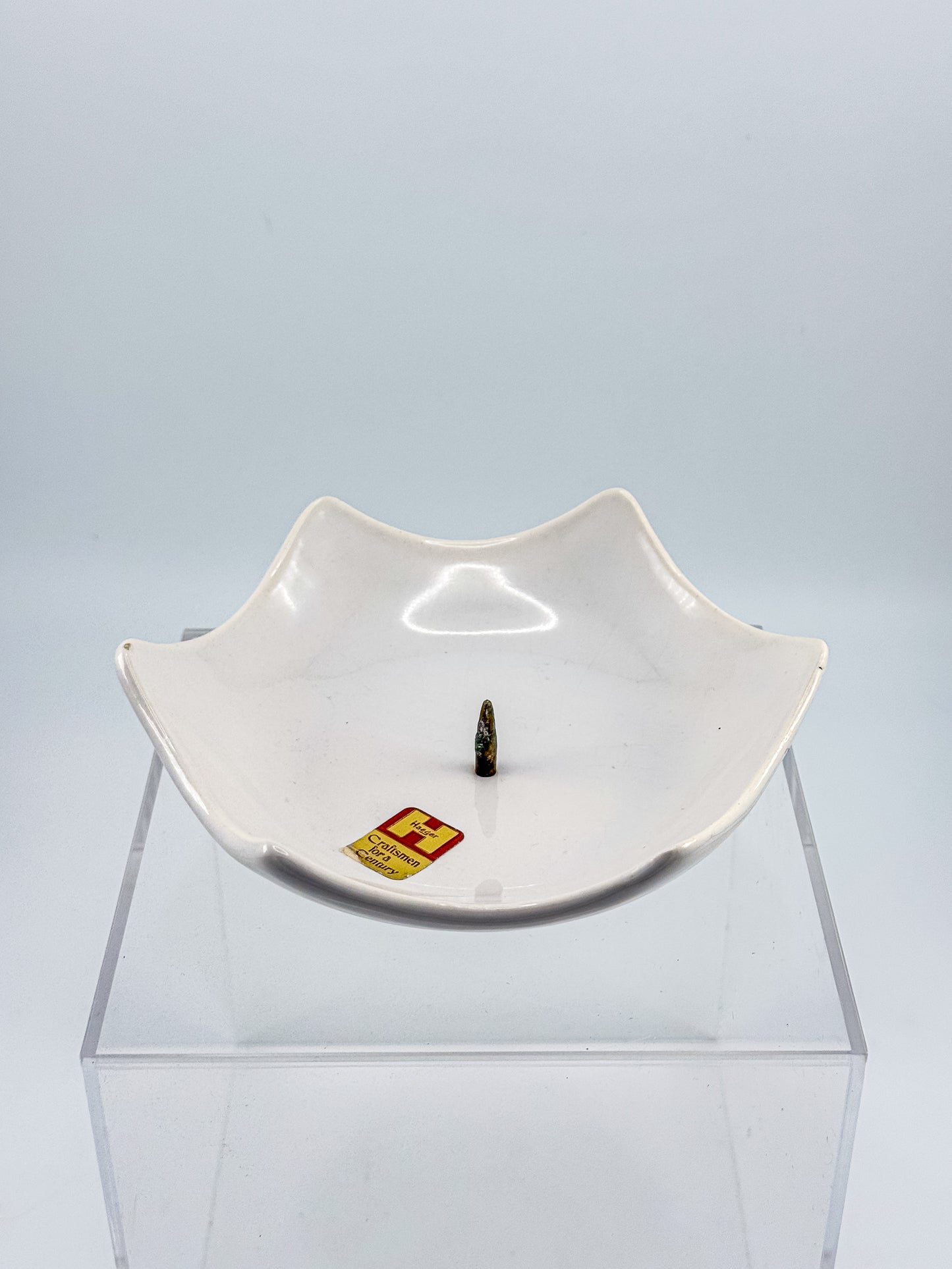 Royal Haeger Mid Century Modern Ceramic Candle Holder with Star-Shaped Scalloped Rim