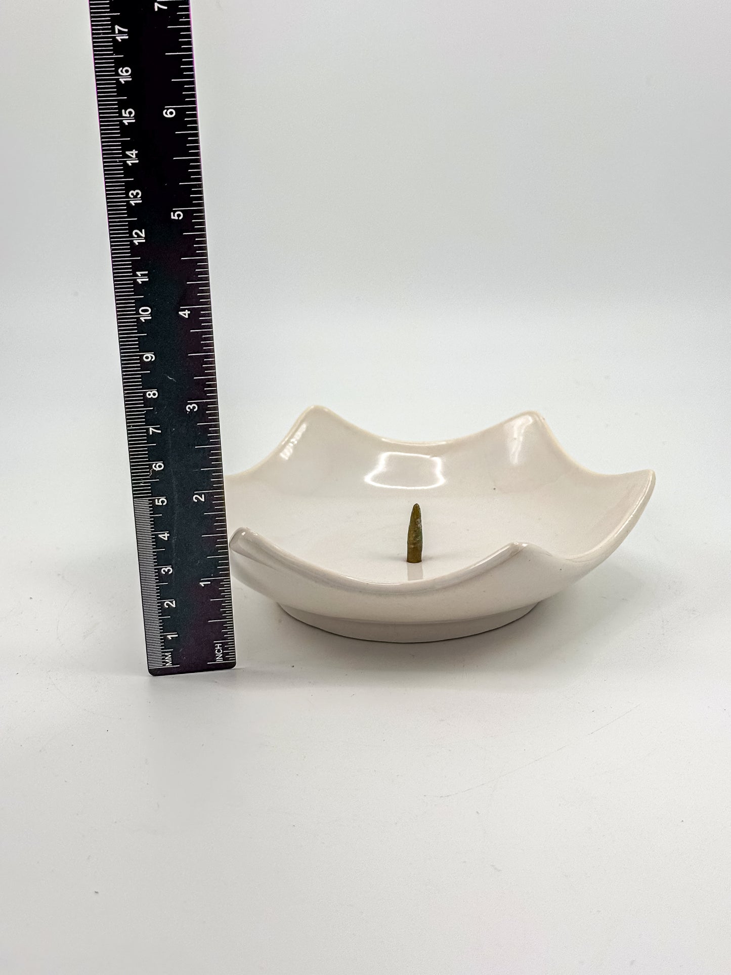 Royal Haeger Mid Century Modern Ceramic Candle Holder with Star-Shaped Scalloped Rim