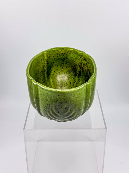 Vintage Haeger Pottery Green Speckled Ceramic Planter Bowl with Embossed Leaf Design