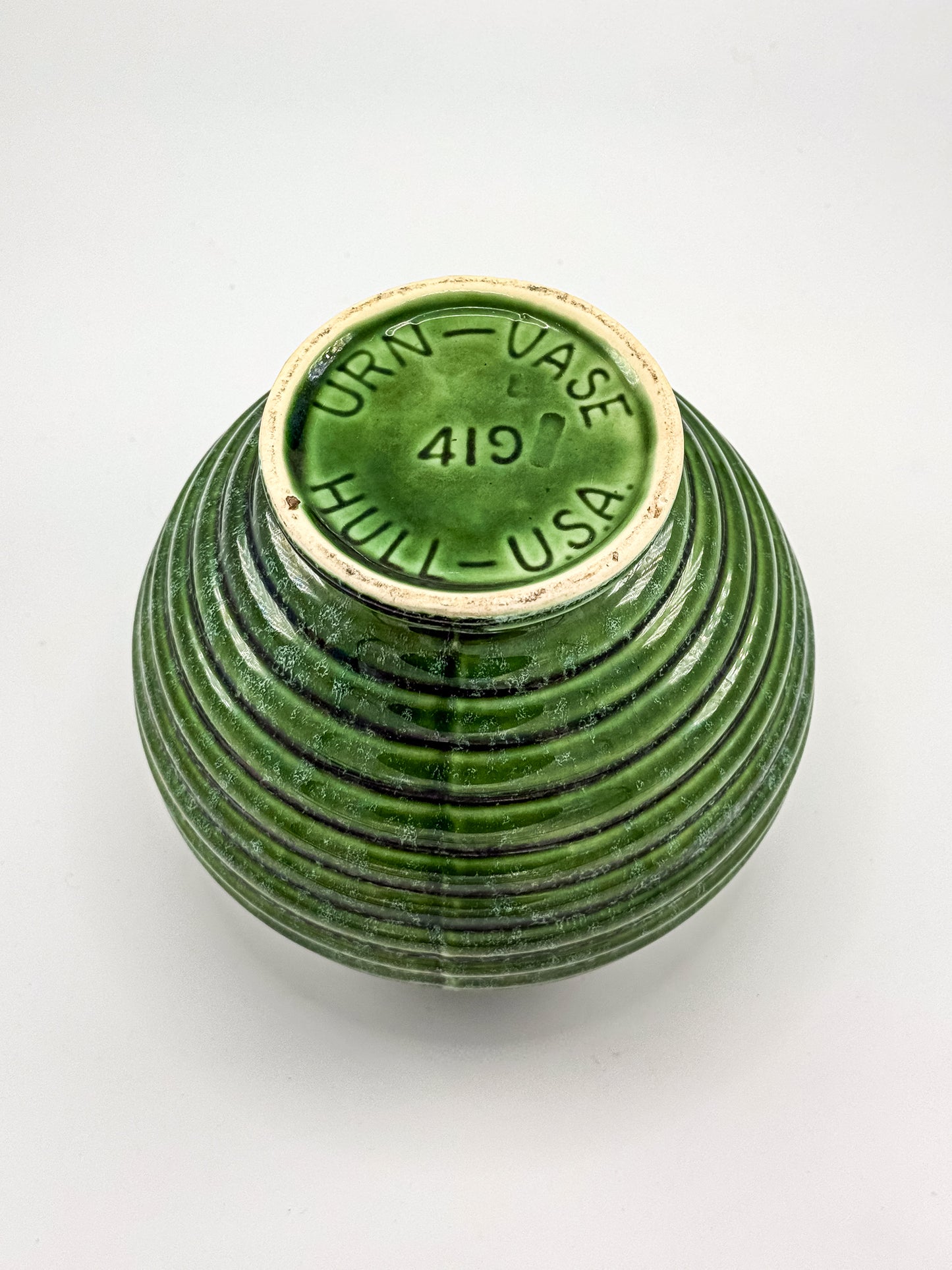 Vintage Hull Pottery Green Ribbed Beehive Urn Vase No. 419, Mid Century USA Ceramic Planter