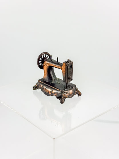 Vintage Miniature Sewing Machine Pencil Sharpener with Working Needle, Made in Hong Kong
