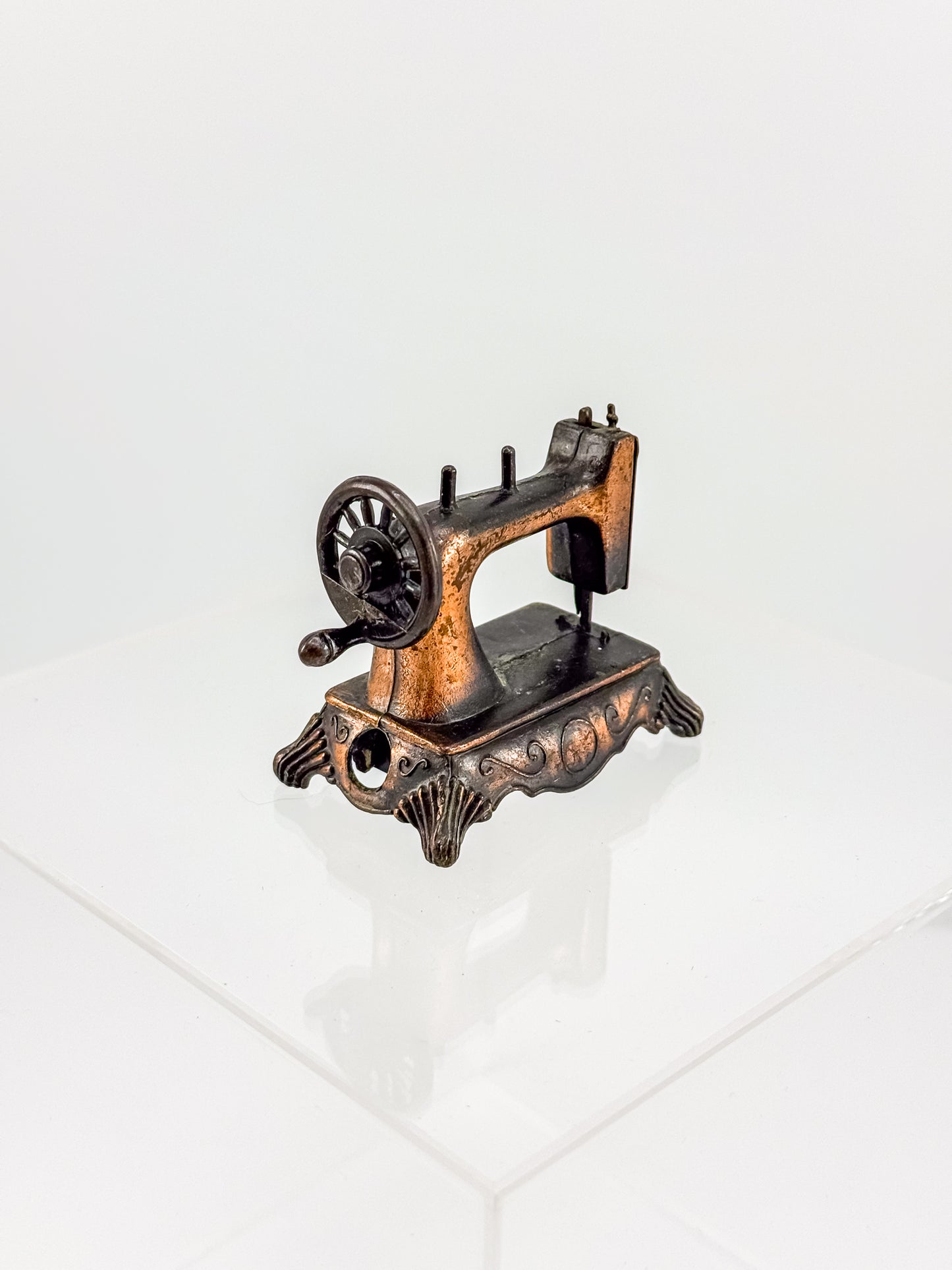 Vintage Miniature Sewing Machine Pencil Sharpener with Working Needle, Made in Hong Kong