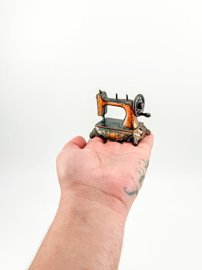 Vintage Miniature Sewing Machine Pencil Sharpener with Working Needle, Made in Hong Kong