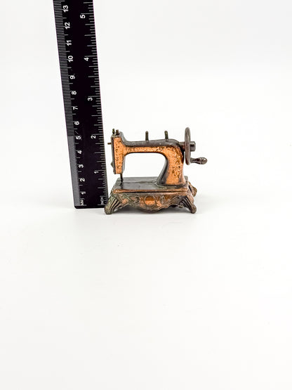 Vintage Miniature Sewing Machine Pencil Sharpener with Working Needle, Made in Hong Kong