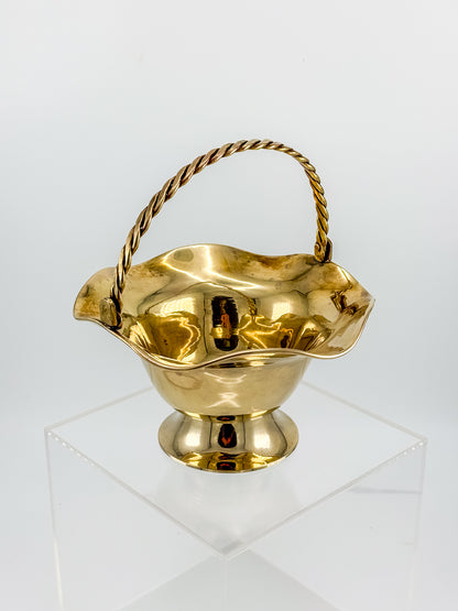 Vintage Polished Brass Basket with Twisted Rope Handle and Ruffled Scalloped Rim on Pedestal Base