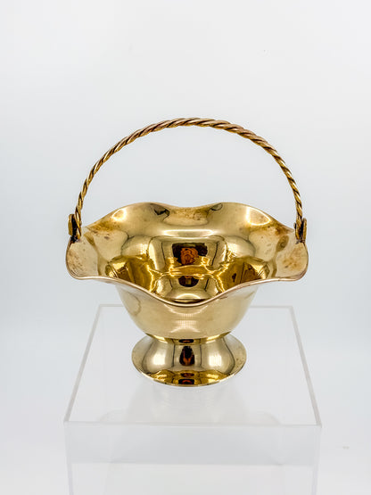 Vintage Polished Brass Basket with Twisted Rope Handle and Ruffled Scalloped Rim on Pedestal Base