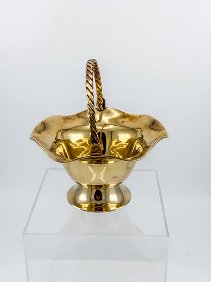 Vintage Polished Brass Basket with Twisted Rope Handle and Ruffled Scalloped Rim on Pedestal Base