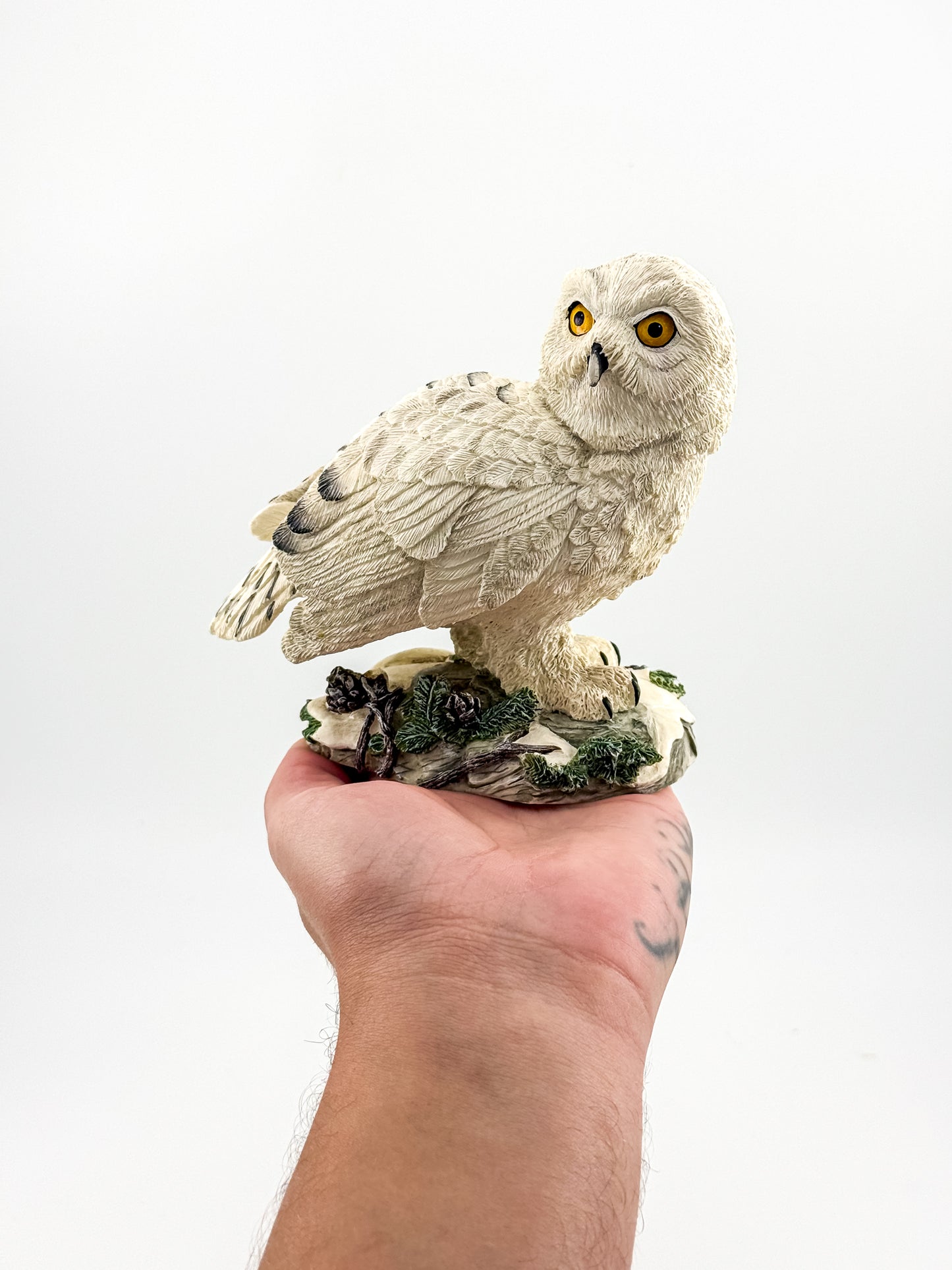 Vintage Hamilton Collection Great Snowy Owl Sculpture, Masters of the Evening Wilderness, 1994