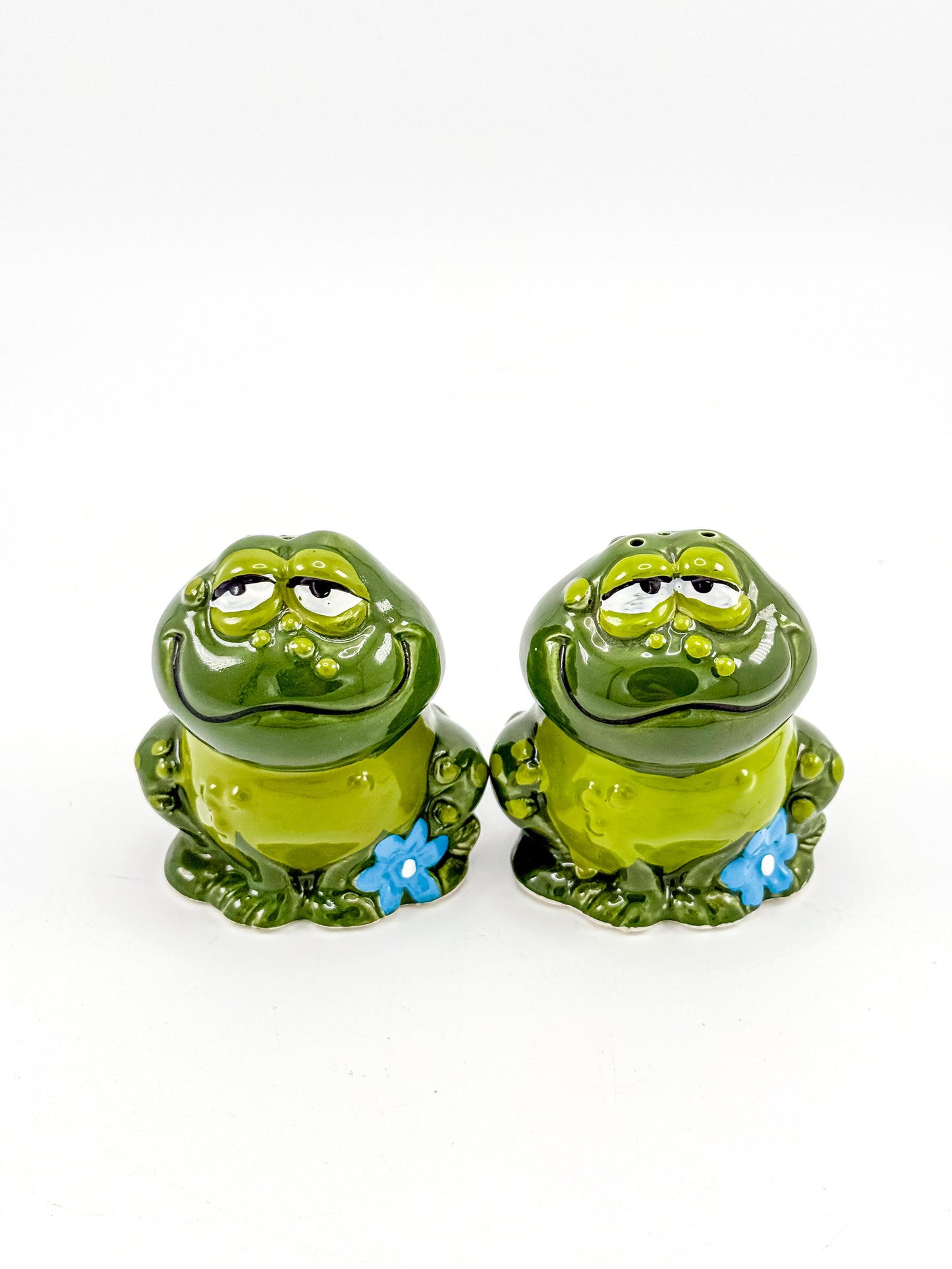 Vintage Holt Howard Smiling Green Frog Salt and Pepper Shakers, Made in Japan, Mid-Century Novelty Kitchen