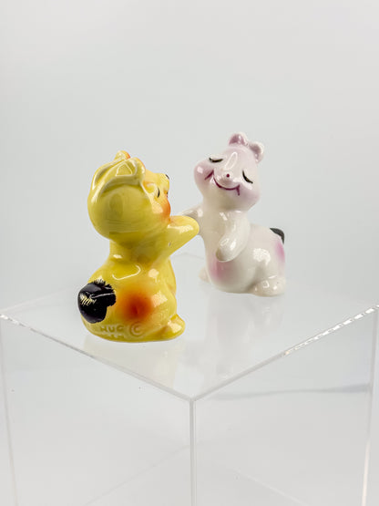 Vintage Van Tellingen Bunny Hug Salt and Pepper Shakers, 1950s Russ Berrie Hugger Set