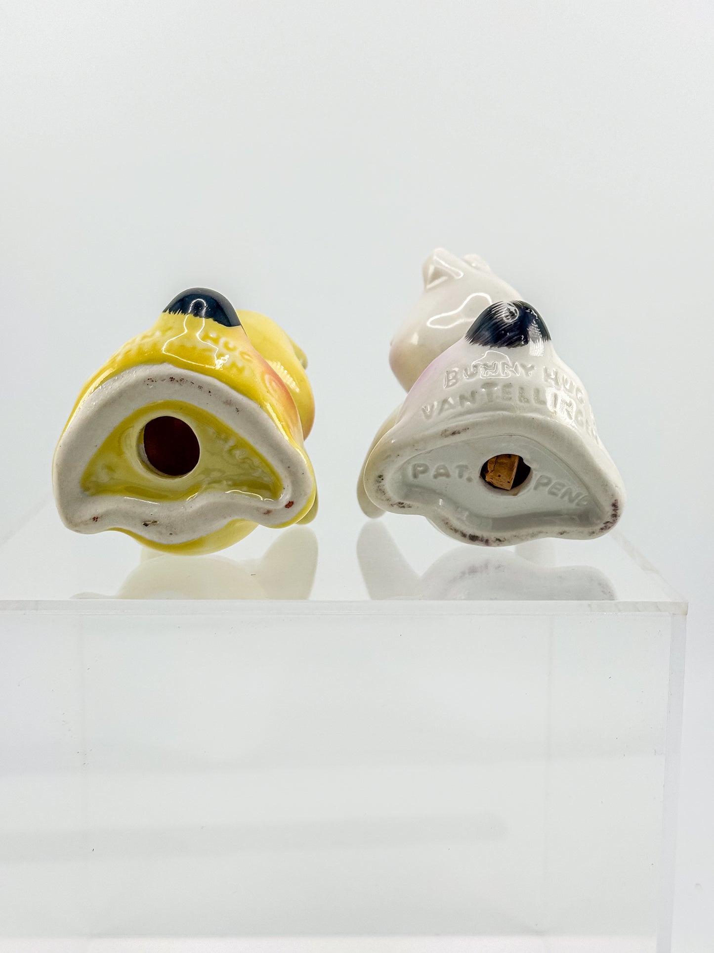 Vintage Van Tellingen Bunny Hug Salt and Pepper Shakers, 1950s Russ Berrie Hugger Set