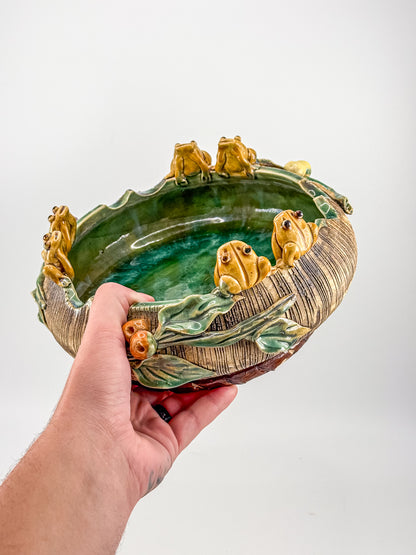 Majolica Style Ceramic Frog Bowl with Applied Frog Figurines, Teal Glaze, ~9" Diameter